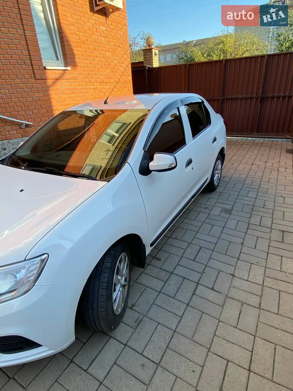2020 Renault Logan - мініатюра 27