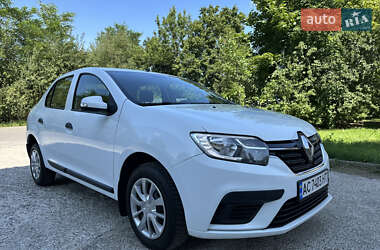 Седан Renault Logan 2017 в Рожнятові