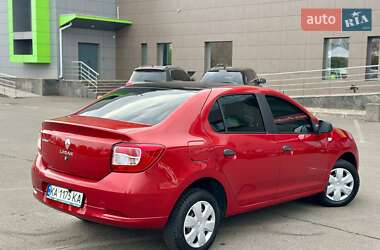 Седан Renault Logan 2016 в 