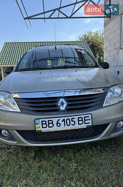 Универсал Renault Logan 2012 в Полтаве
