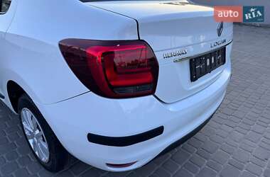 Седан Renault Logan 2021 в 