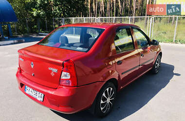 Седан Renault Logan 2011 в 