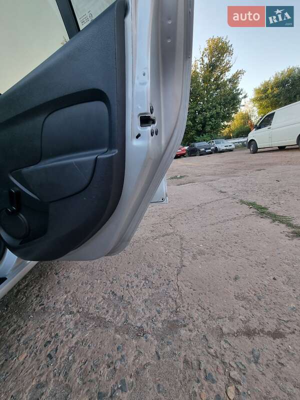 Седан Renault Logan 2013 в Кривом Роге