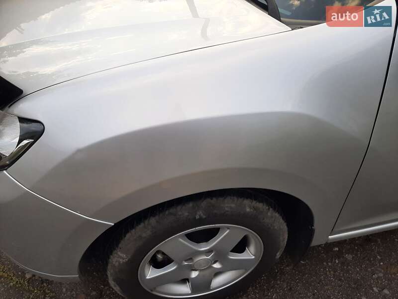 Седан Renault Logan 2013 в Славянске фото 6 Седан Renault Logan 2013 в Славянске
