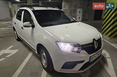 Седан Renault Logan 2017 в Львові