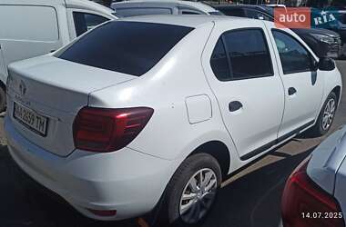 Седан Renault Logan 2017 в 