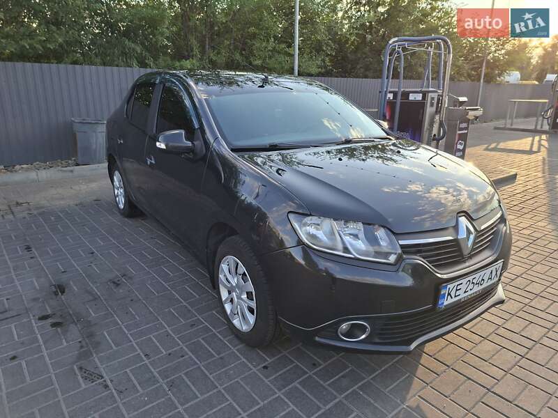 Renault Logan 2013 Renault Logan 2013
