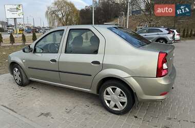 Седан Renault Logan 2011 в Львове
