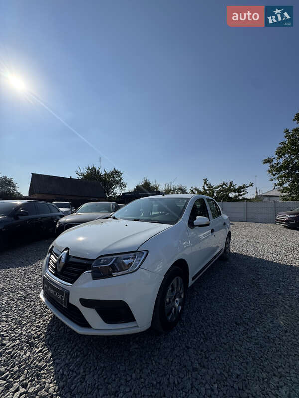Renault Logan 2017