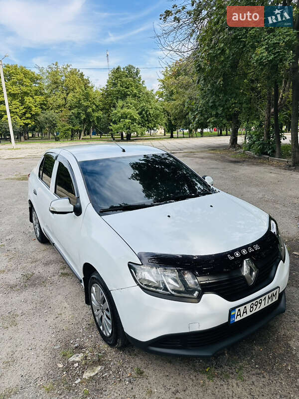Седан Renault Logan 2018 в Харькове