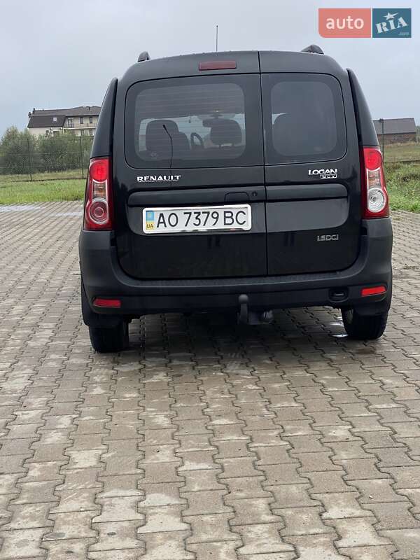 Универсал Renault Logan 2009 в Тячеве