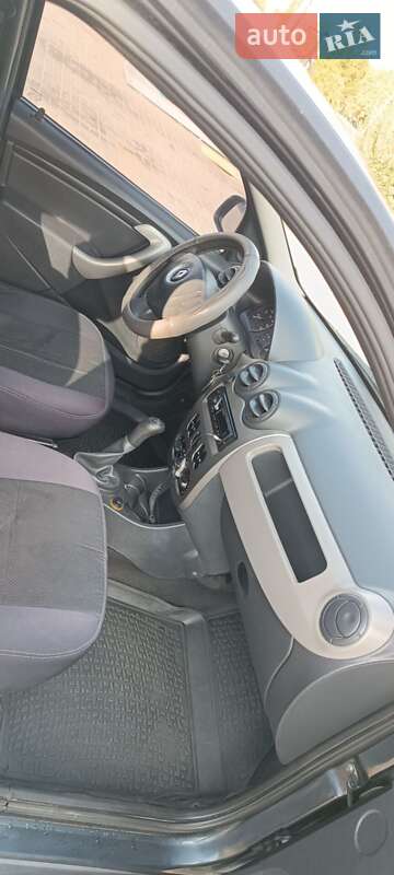 Седан Renault Logan 2009 в Харькове