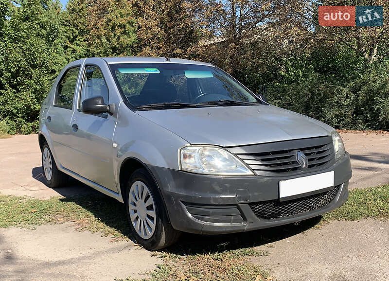 Седан Renault Logan 2011 в Переяславі