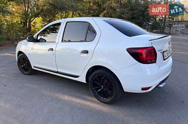 Седан Renault Logan 2019 в 