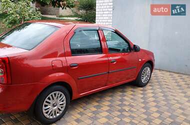 Седан Renault Logan 2011 в Харькове