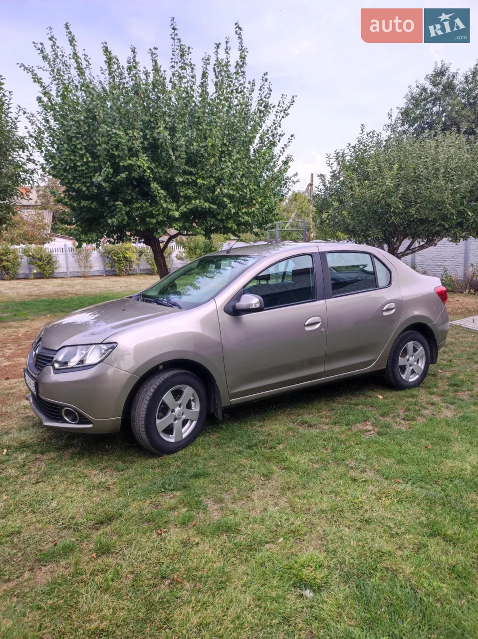 2013 Renault Logan - мініатюра 19