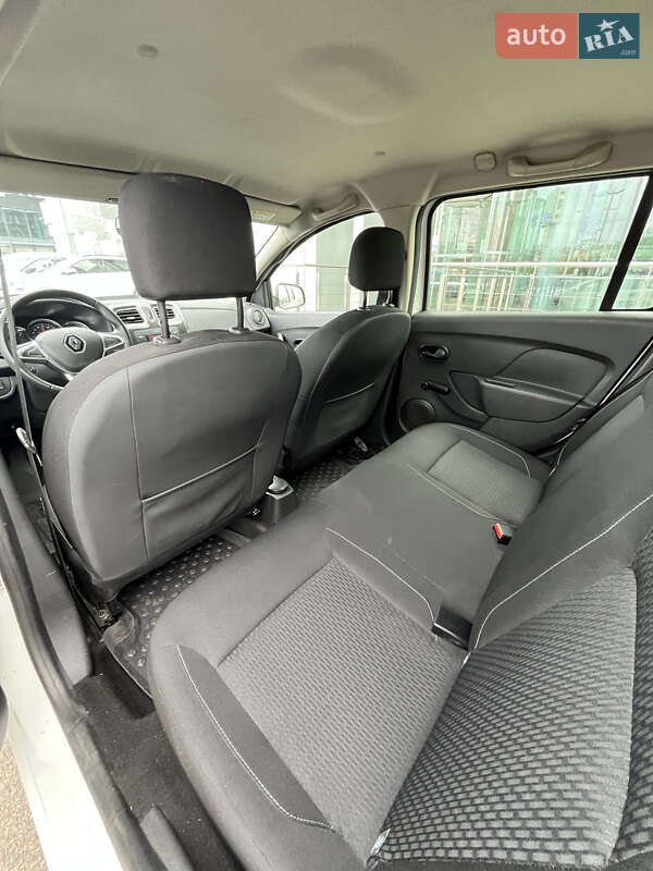Универсал Renault Logan 2019 в Киеве