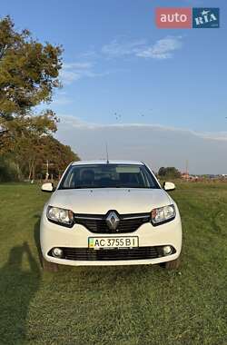Седан Renault Logan 2013 в Луцьку