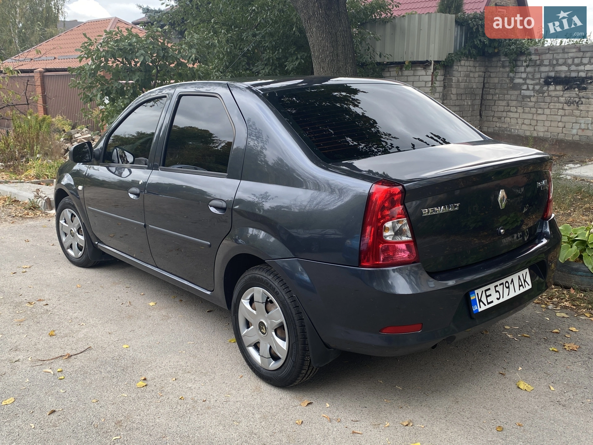 2010 Renault Logan - мініатюра 7