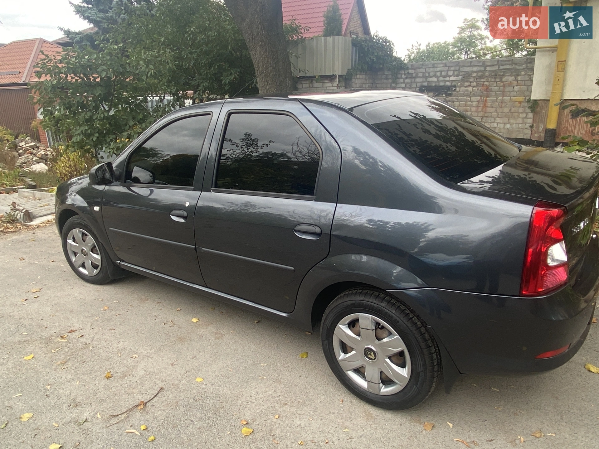 2010 Renault Logan - мініатюра 8