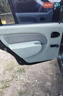 Седан Renault Logan 2007 в  фото 8 Седан Renault Logan 2007 в