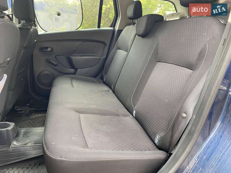 Универсал Renault Logan 2019 в Николаеве