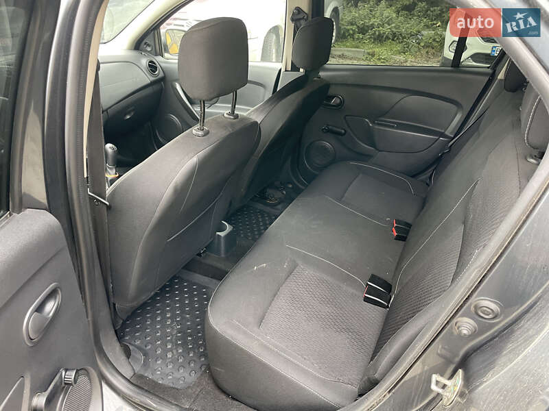 Седан Renault Logan 2017 в Львові фото 6 Седан Renault Logan 2017 в Львові