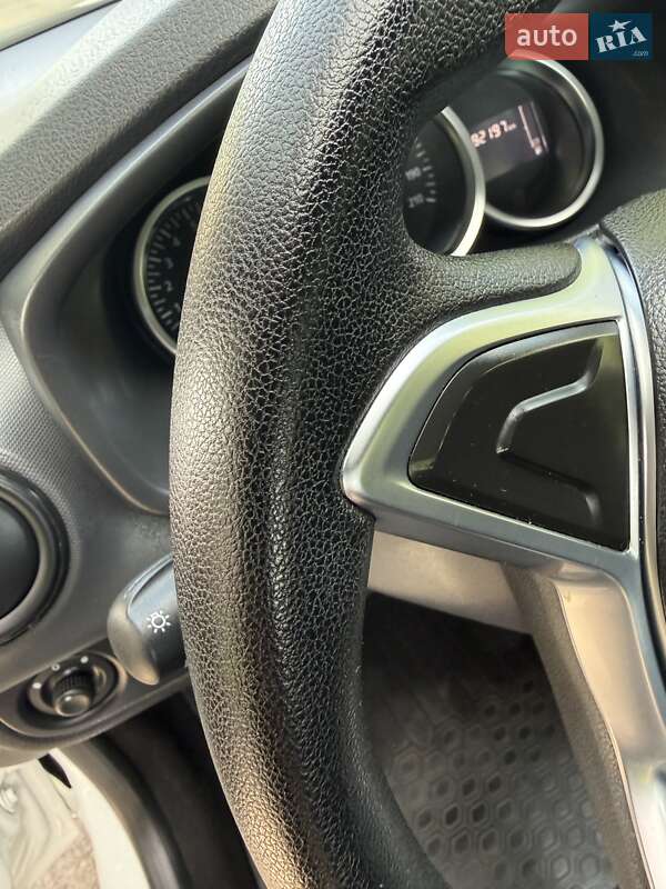 Седан Renault Logan 2019 в Києві