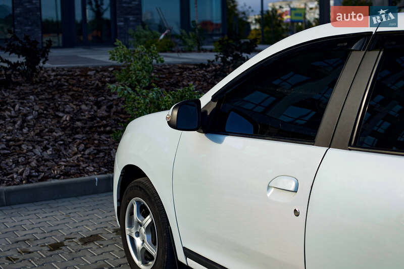 Седан Renault Logan 2020 в Кропивницком