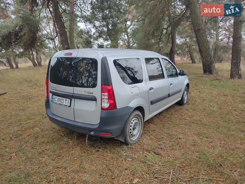 Универсал Renault Logan 2010 в Шептицькому
