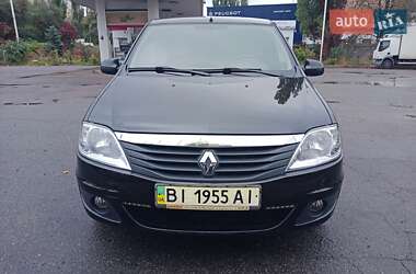 Седан Renault Logan 2011 в 