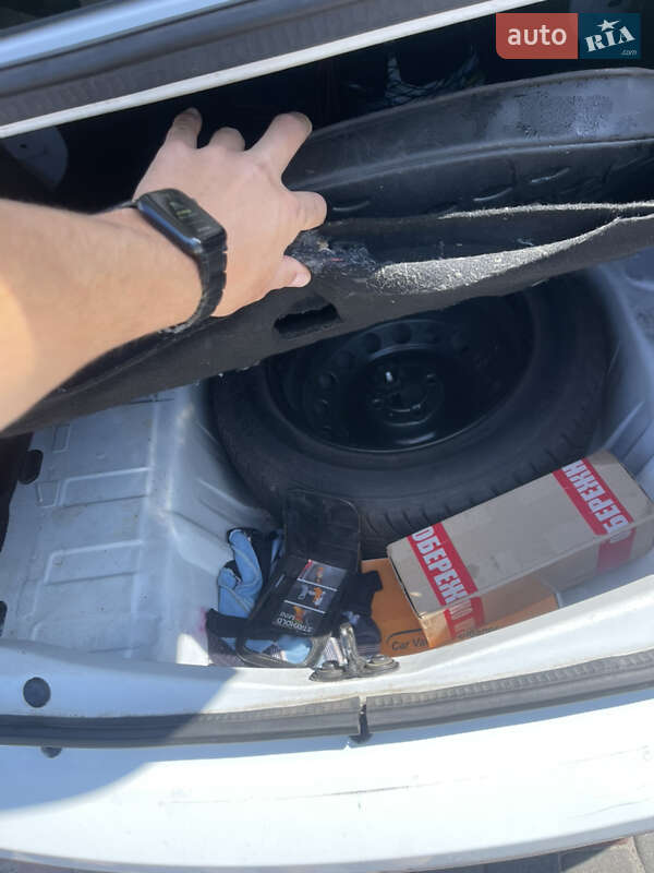 Седан Renault Logan 2017 в Дніпрі фото 8 Седан Renault Logan 2017 в Дніпрі