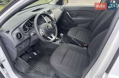 Седан Renault Logan 2021 в 