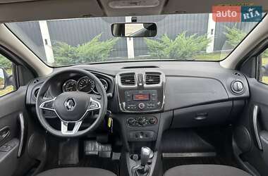 Седан Renault Logan 2021 в 