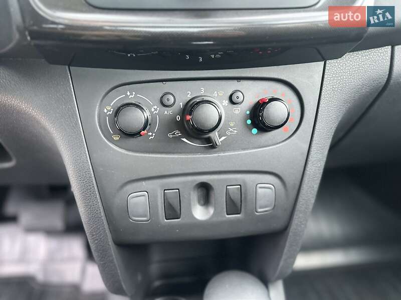 Седан Renault Logan 2021 в Киеве фото 16 Седан Renault Logan 2021 в Киеве