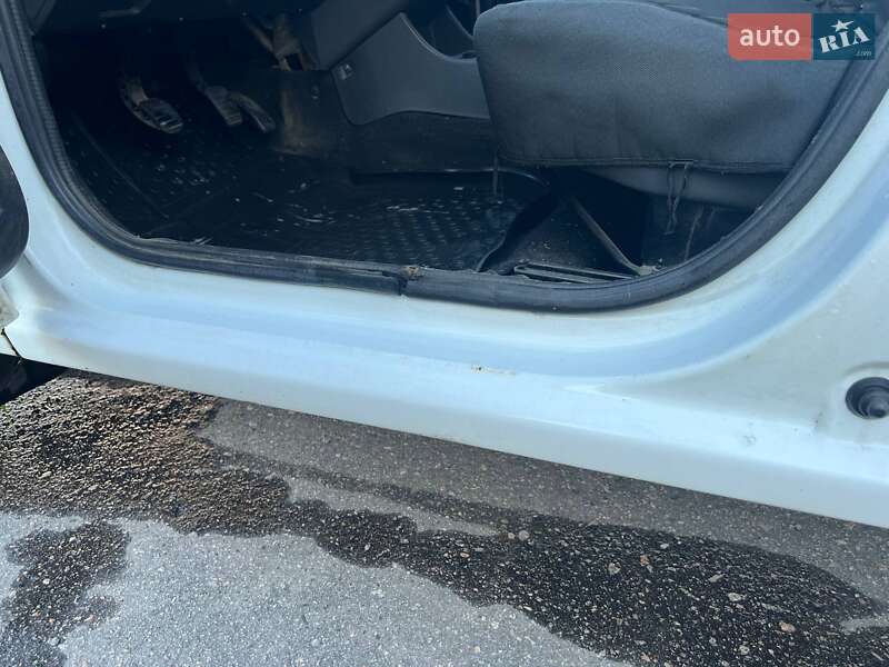 Седан Renault Logan 2011 в Кременчуге