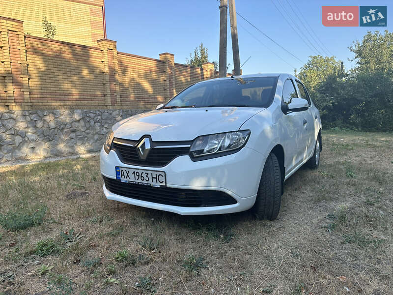 Седан Renault Logan 2015 в Харькове