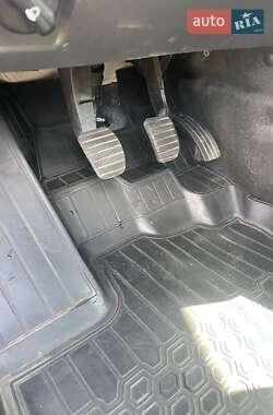 Седан Renault Logan 2019 в 