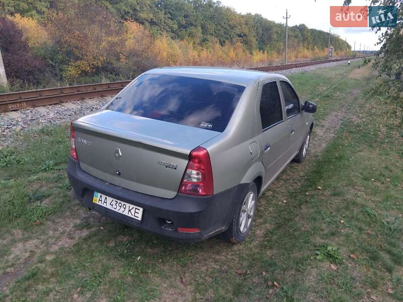 Седан Renault Logan 2011 в Умани