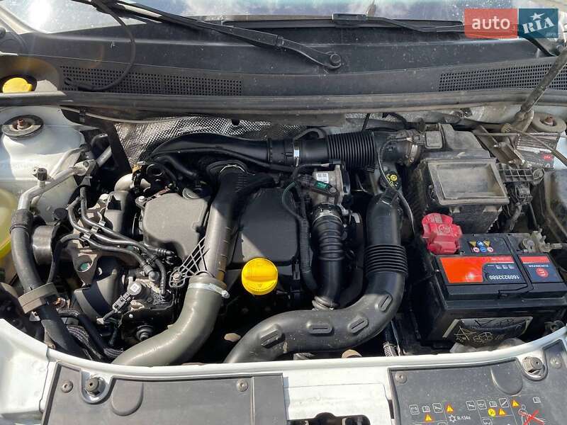 Седан Renault Logan 2016 в Сумах фото 16 Седан Renault Logan 2016 в Сумах