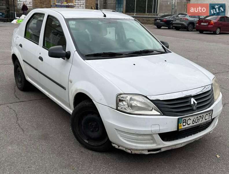 Седан Renault Logan 2012 в Киеве фото 3 Седан Renault Logan 2012 в Киеве