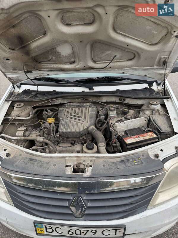 Седан Renault Logan 2012 в Киеве фото 5 Седан Renault Logan 2012 в Киеве