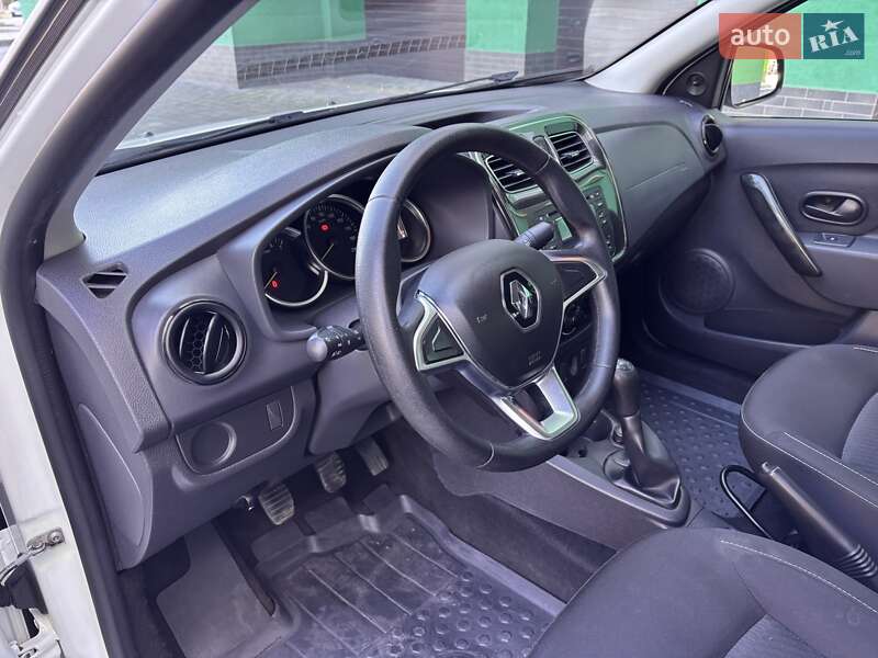 Седан Renault Logan 2017 в Ивано-Франковске фото 12 Седан Renault Logan 2017 в Ивано-Франковске