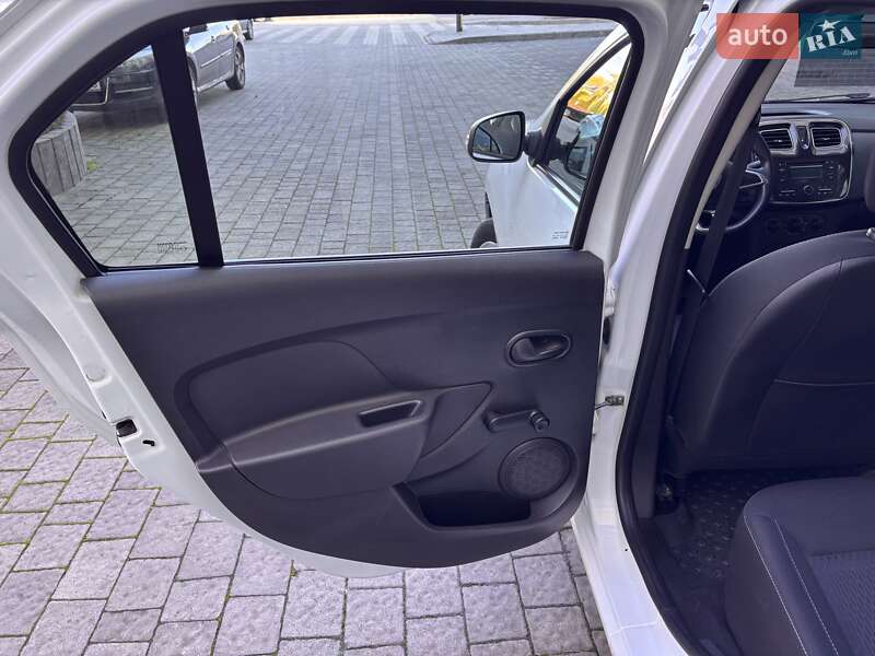 Седан Renault Logan 2017 в Ивано-Франковске фото 18 Седан Renault Logan 2017 в Ивано-Франковске