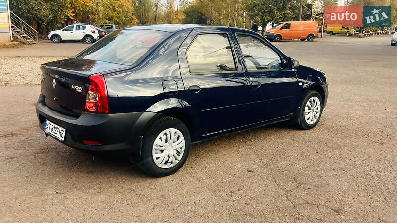 Седан Renault Logan 2013 в Кривом Роге фото 5 Седан Renault Logan 2013 в Кривом Роге