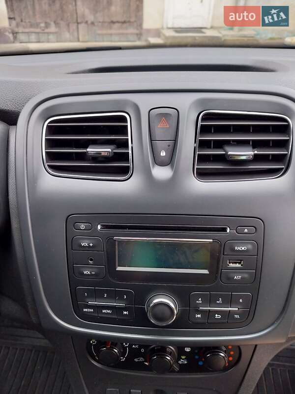 Седан Renault Logan 2015 в Черновцах фото 21 Седан Renault Logan 2015 в Черновцах