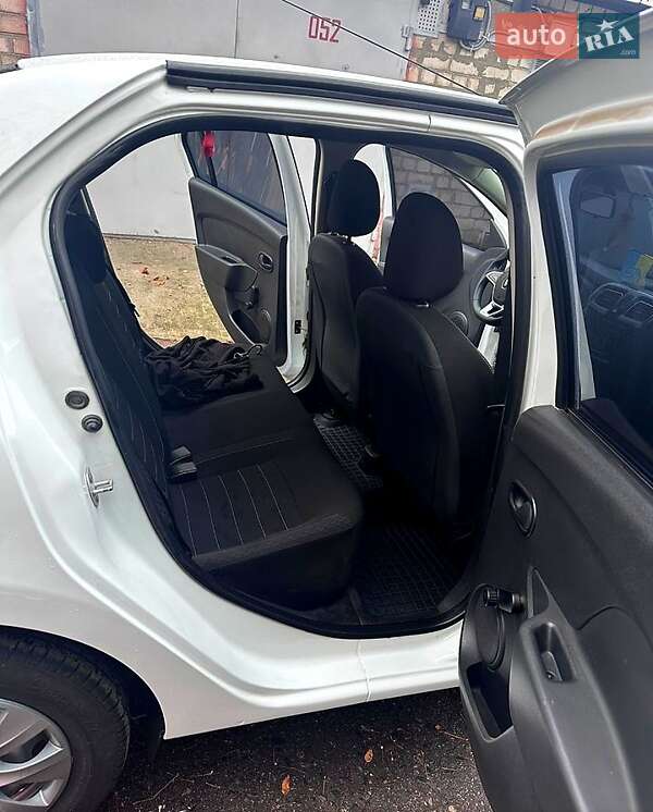 Седан Renault Logan 2020 в Харкові