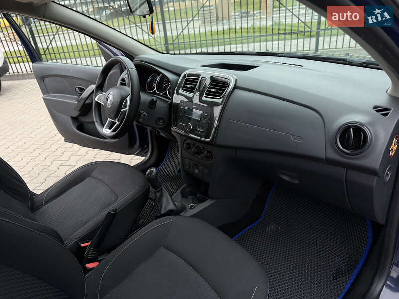 Седан Renault Logan 2019 в Киеве