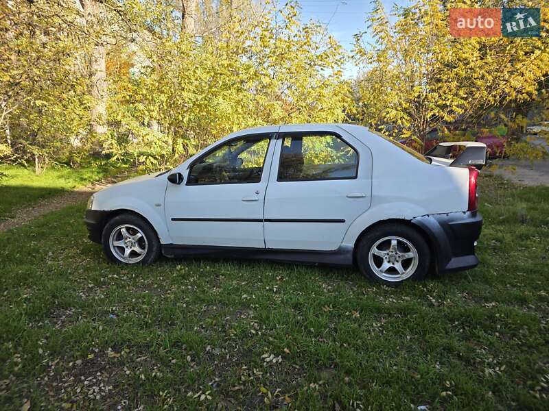 Седан Renault Logan 2010 в Белгороде-Днестровском