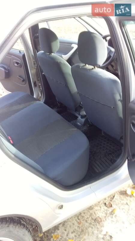 Седан Renault Logan 2011 в Кобеляках фото 10 Седан Renault Logan 2011 в Кобеляках